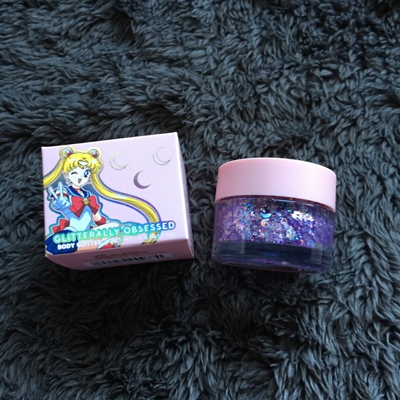 Colourpop x Sailor moon🌙 full collection Set NWT - Picture 13 of 13